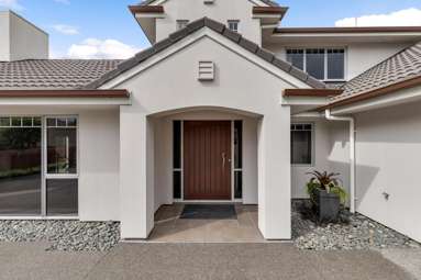 8 Woodside Close_2