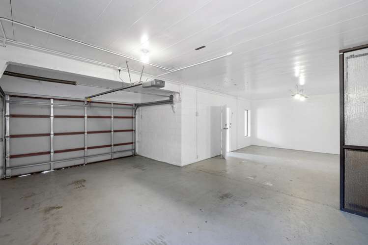 400 Devon Street East Strandon_13