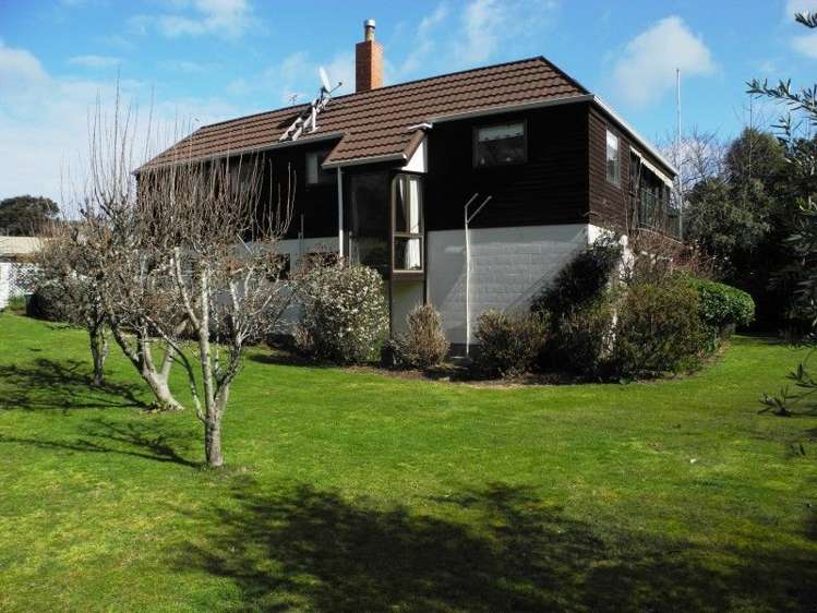 31 Settlers Hill Akaroa_3