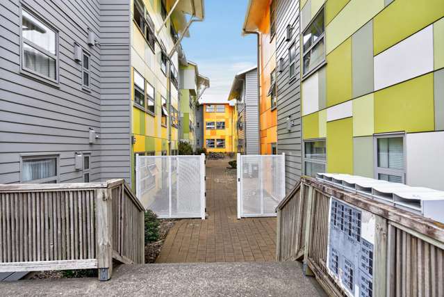 26/19 Drummond Street Mount Cook_2