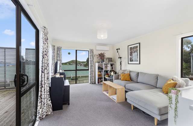 1/5 Rothwell Street Titahi Bay_4