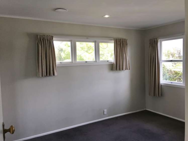 11 Taipari Road Te Atatu Peninsula_11