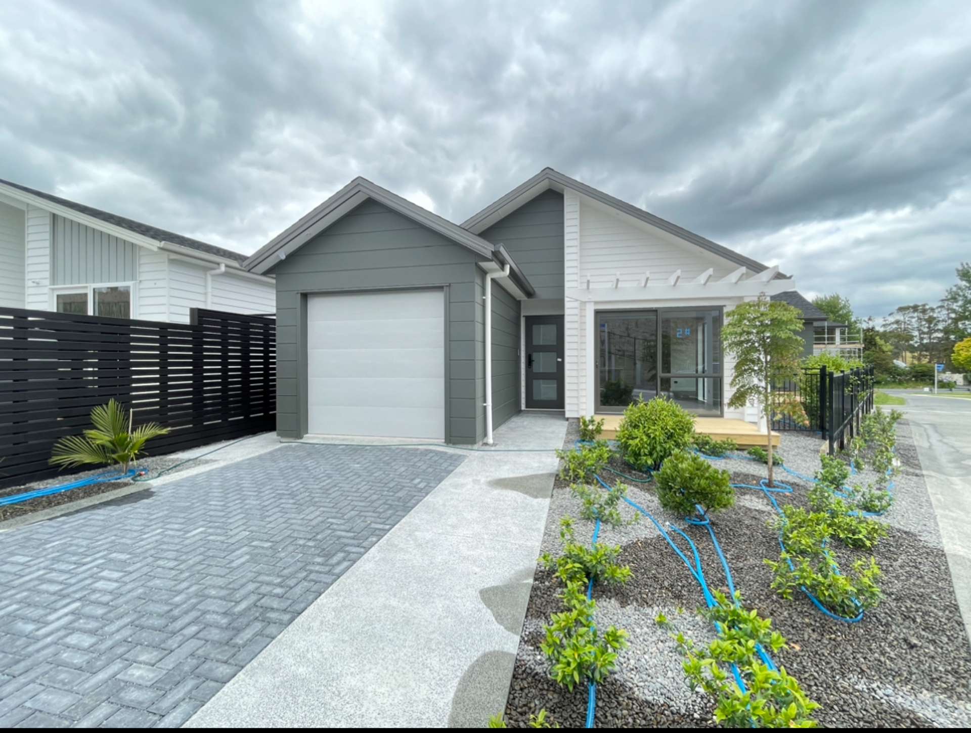 2 Fredrica Crescent Wainui_0