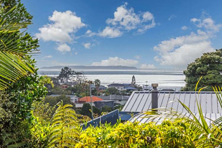 12 Taumata Road Castor Bay_17