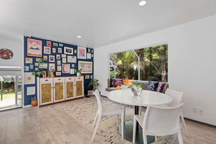 1 Dorothy Road Laingholm_4