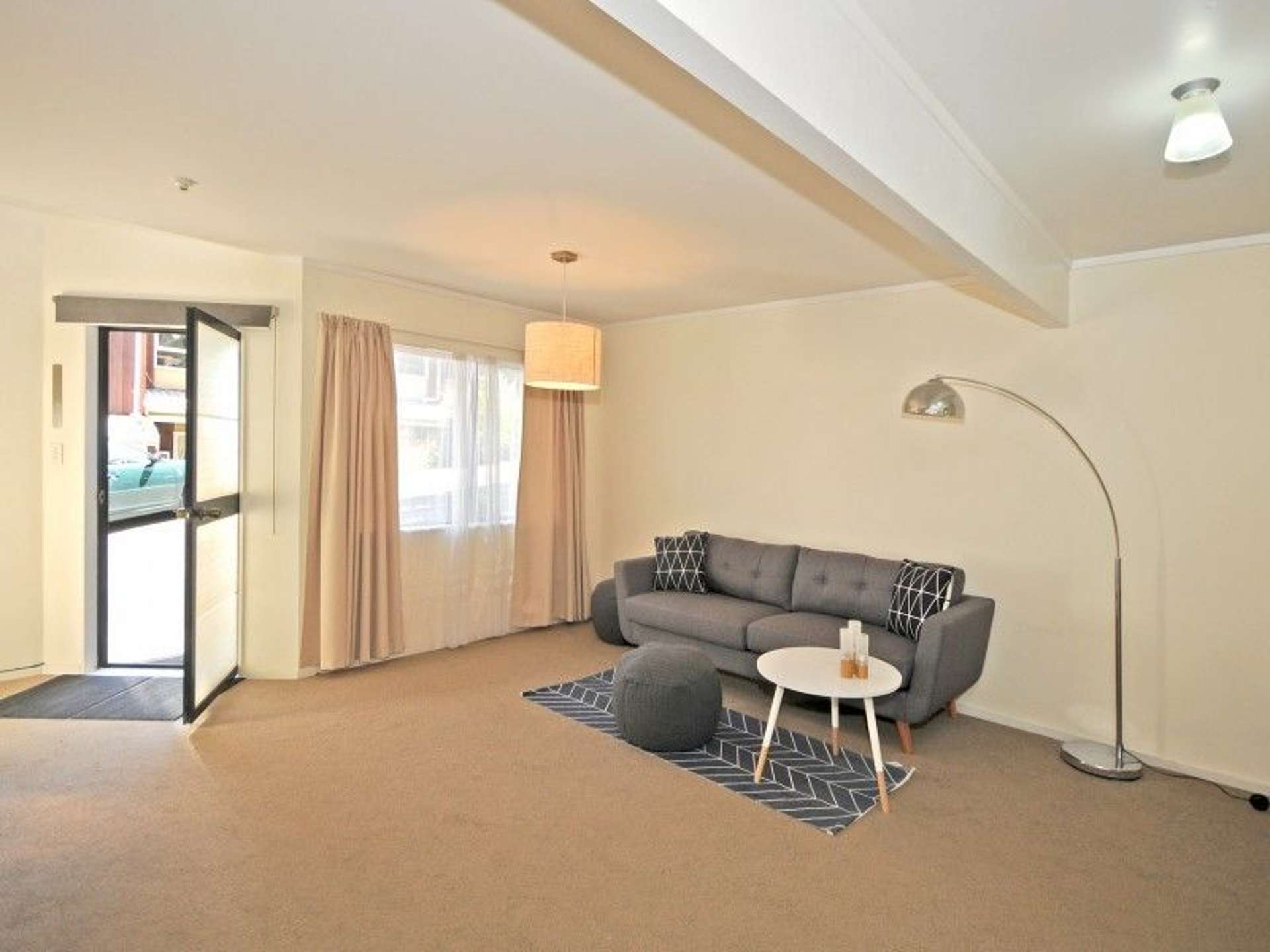 8/55 Hamilton Road Hataitai_0