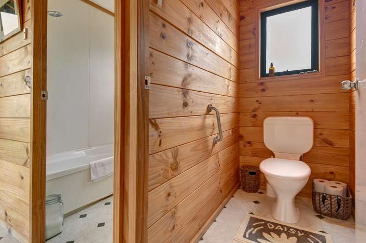 176 Okoia Road Okoia_16