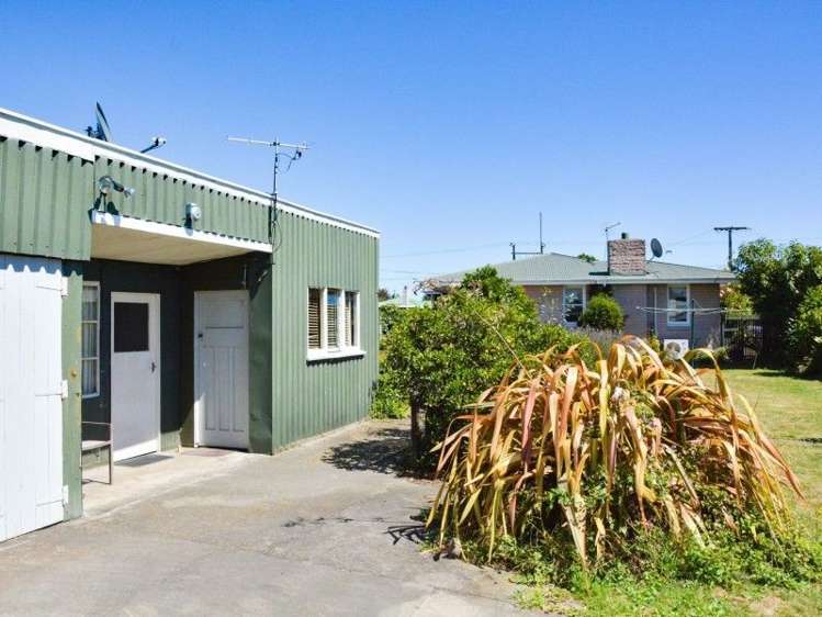 13 Holdaway Street Riversdale_11