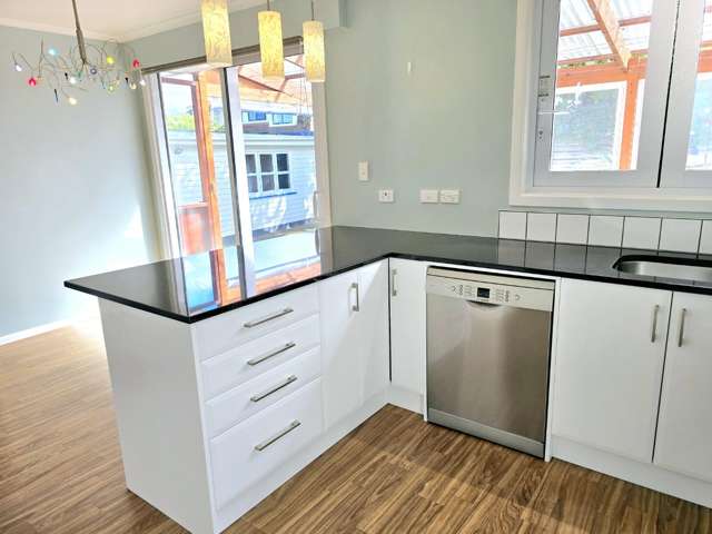 5 Holyoake Crescent 10597_4