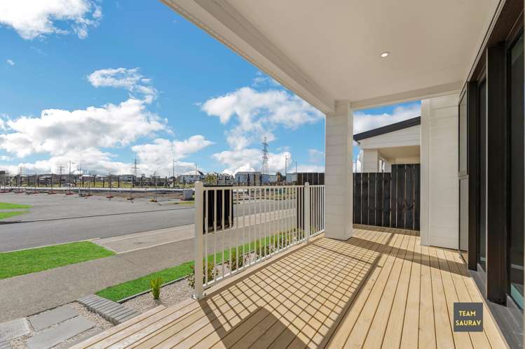 9 Awhi Way Karaka_13