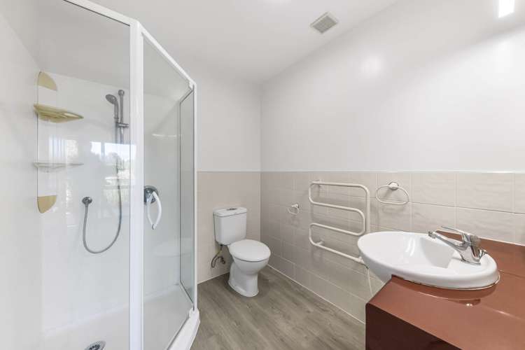 5/90 Albany Highway Greenhithe_19