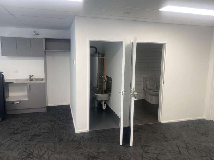 11/8 Islington Avenue Islington_9