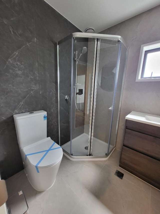 202/3 Newelm Lane Flat Bush_4