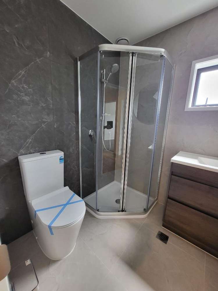 202/3 Newelm Lane Flat Bush_4