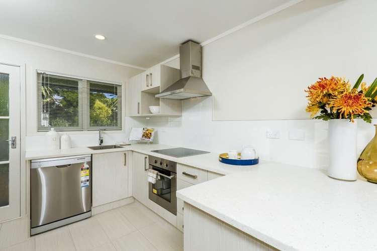 1/40 Eskdale Road Birkdale_3