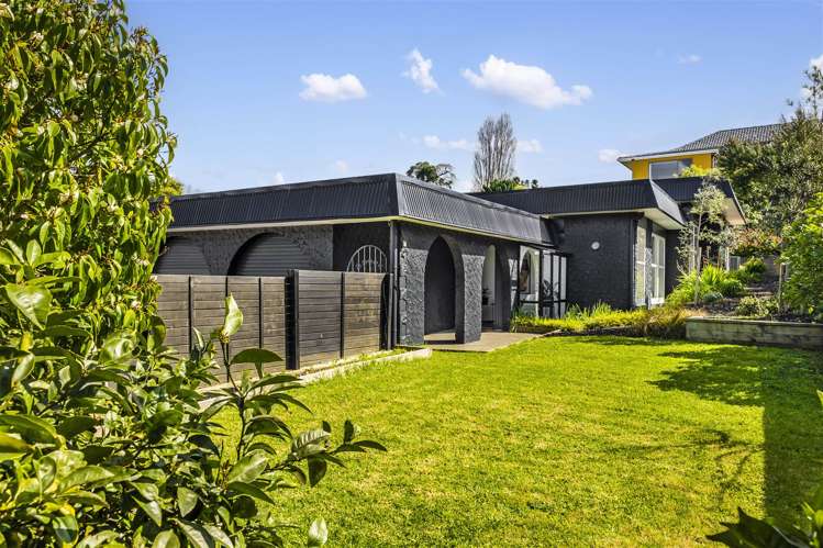 1 Riviera Place Hauraki_5