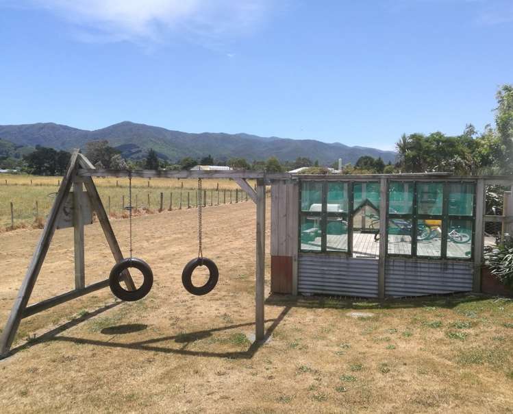 23 Boundary Road Featherston_17