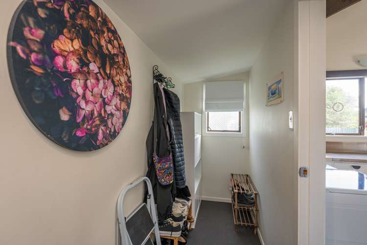 83 Norfolk Crescent Otaki Beach_13