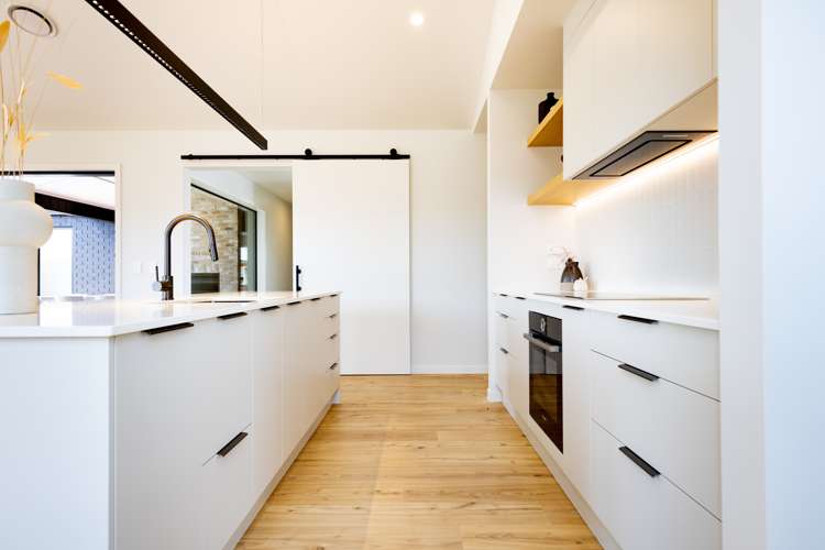 1c Pengover Avenue Leamington_3