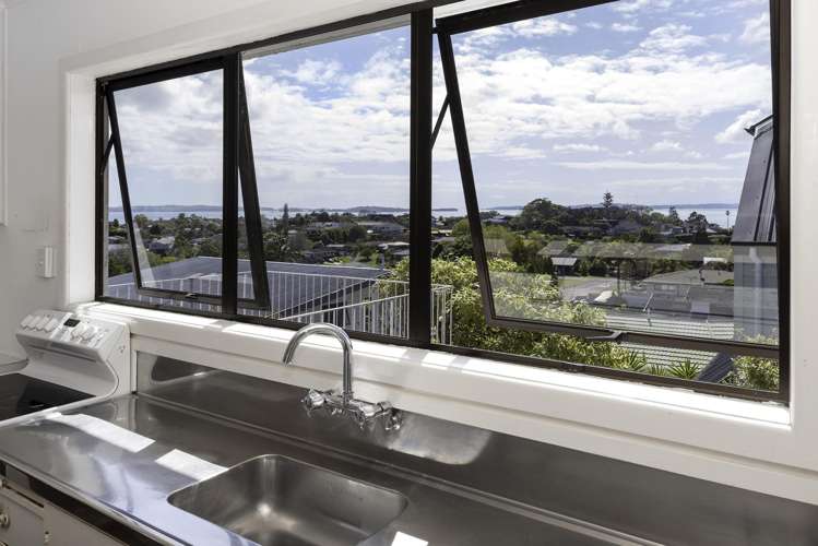 12 Copperfield Terrace Mellons Bay_6