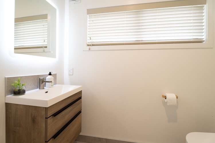 2a Mapplebeck Street Titahi Bay_29