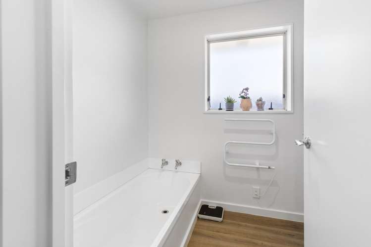 3/200 Wainoni Road Avondale_9