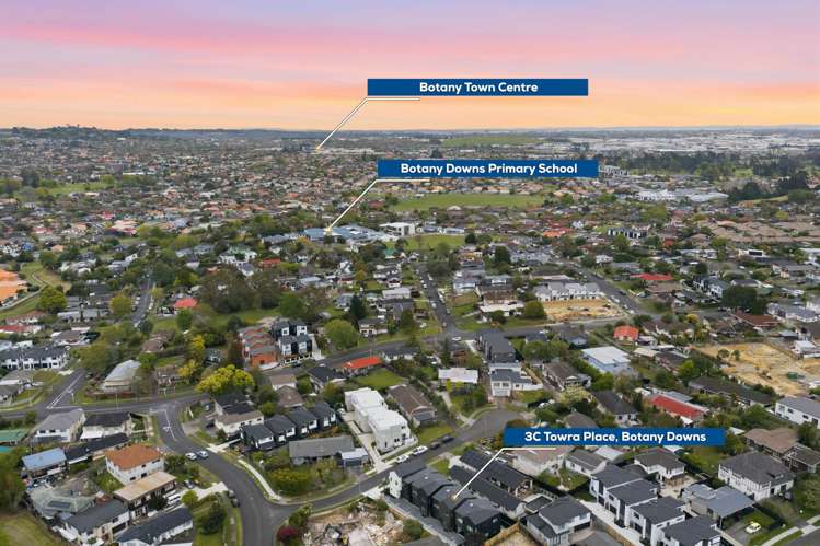 3B & 3C Towra Place Botany Downs_6