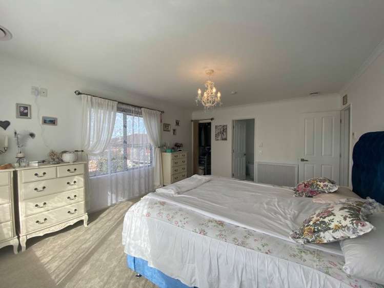 24a Bodi Place Te Atatu South_12