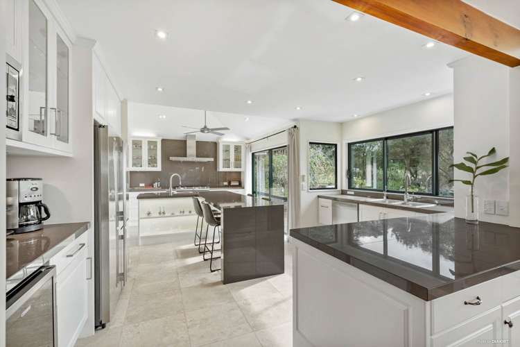 1 Whangaparaoa Road Red Beach_10