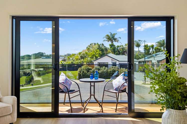 54 Rongoa Maori Way Pukekohe_2