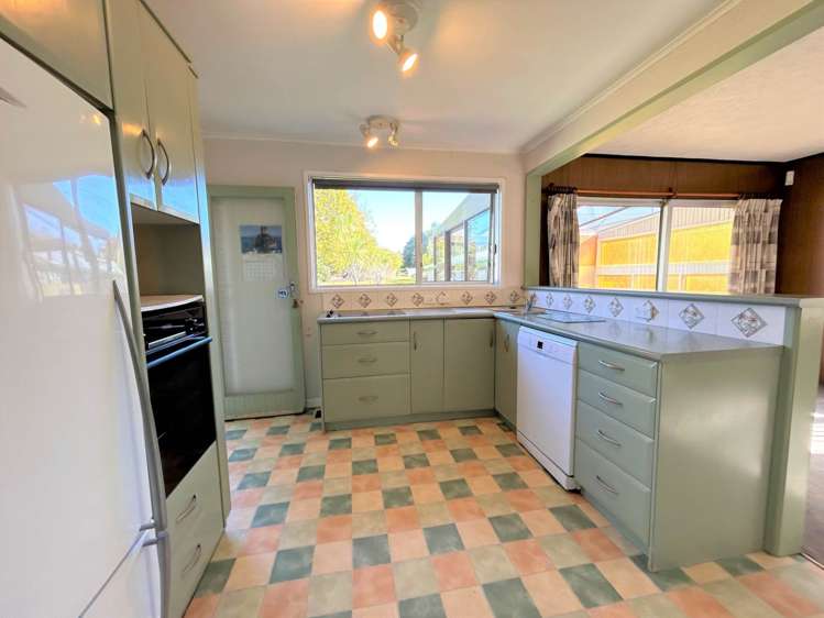 125 Portage Road New Lynn_7