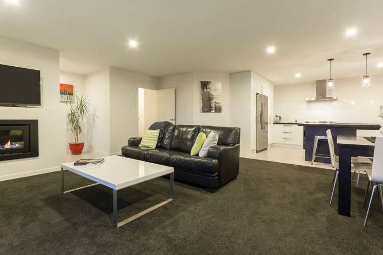 254 Ballintoy Park Drive Welcome Bay_8