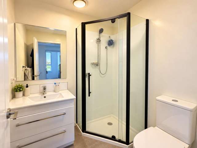 403/3 Rauemi Way Te Atatu South_2