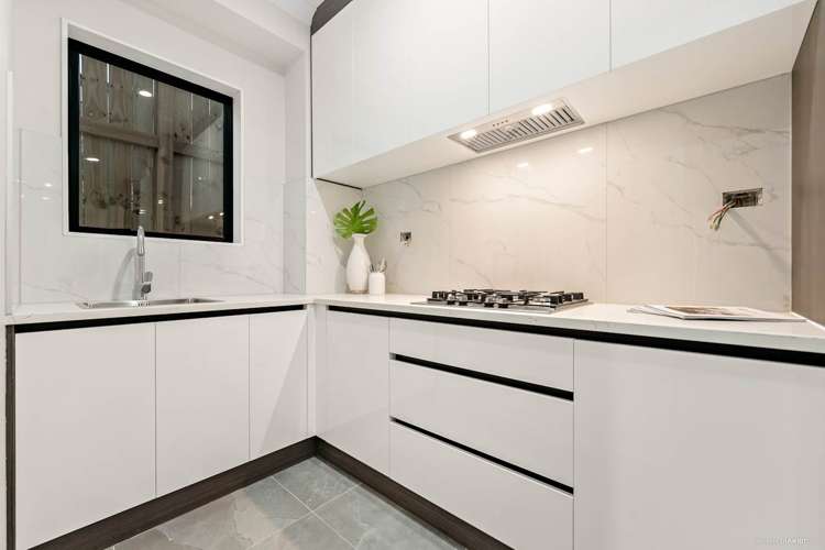 27 Meadowridge Drive Flat Bush_5