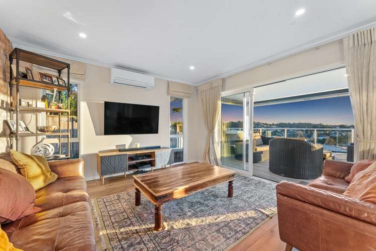 8 Waititiro Rise Stanmore Bay_12