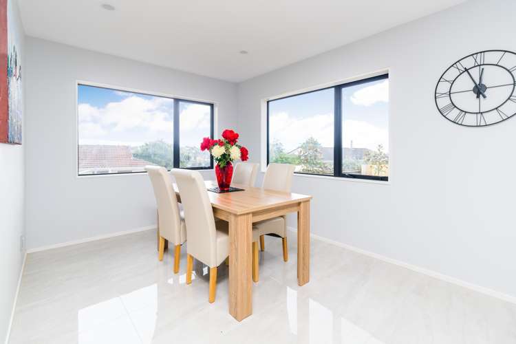 71a Solar Road Glen Eden_8