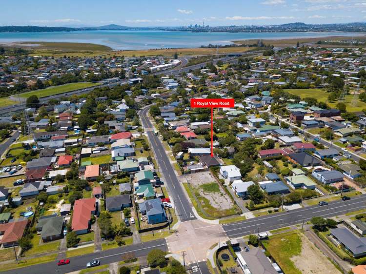 1 Royal View Road Te Atatu South_6