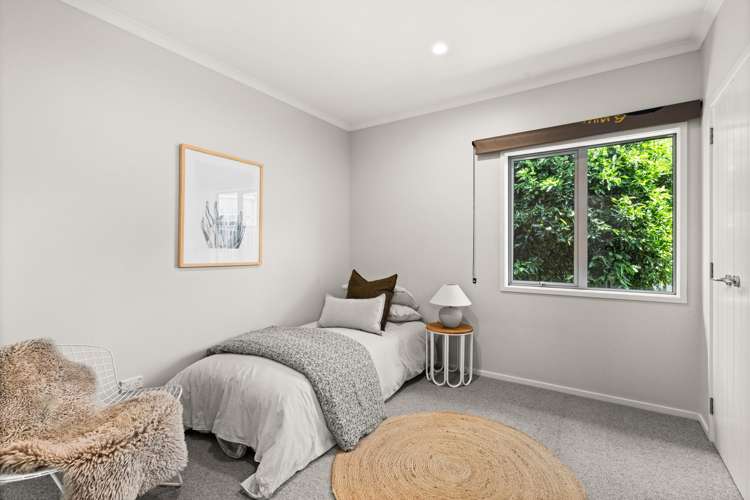 4 Donald Place Frimley_18