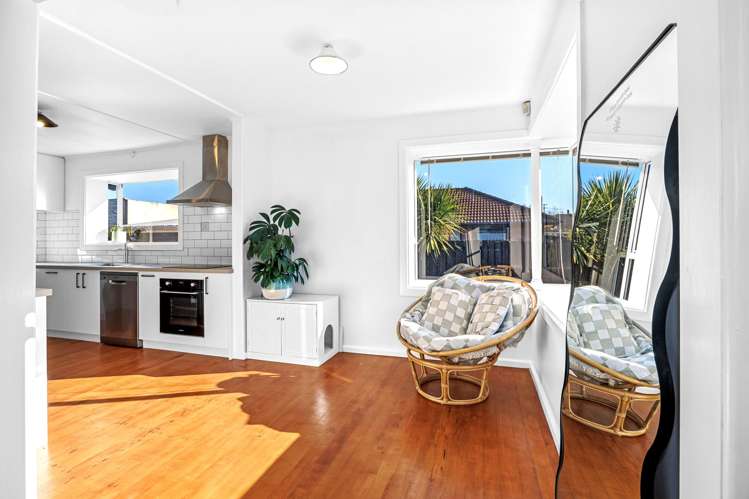 156 Springs Road Hornby_7