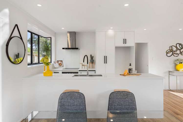 2/218 Manuka Road Bayview_1