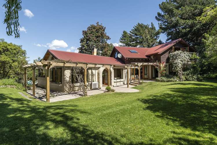 79 Riverbank Road Wanaka_0