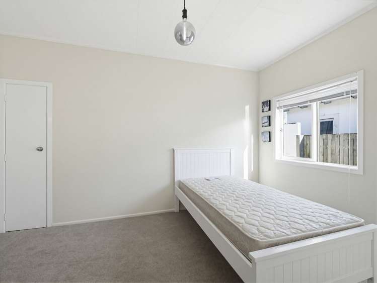 905 Ferguson Street Akina_9