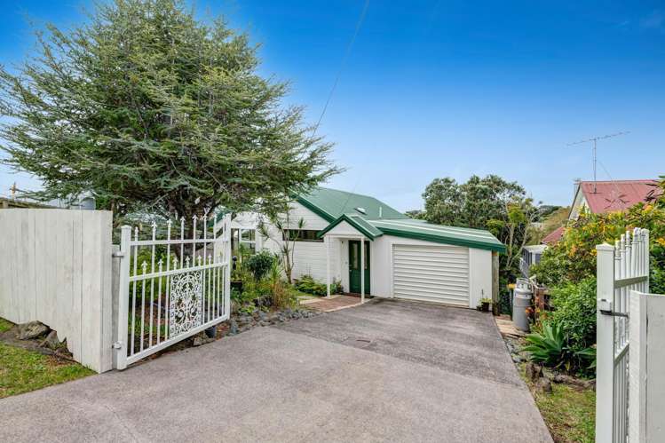 13 Moffat Road Red Beach_29