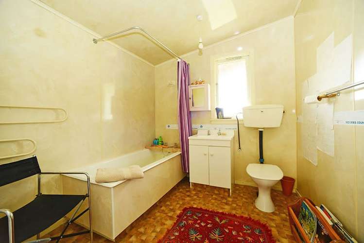 769 Ardgour Road Westland Surrounds_10