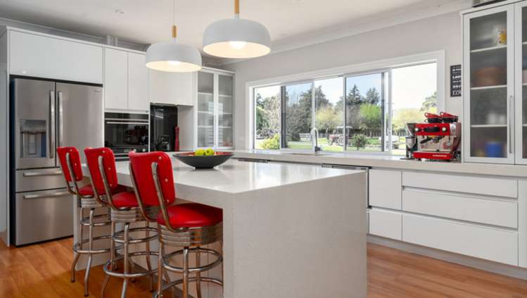 1972 Lake Ferry Road Pirinoa_11