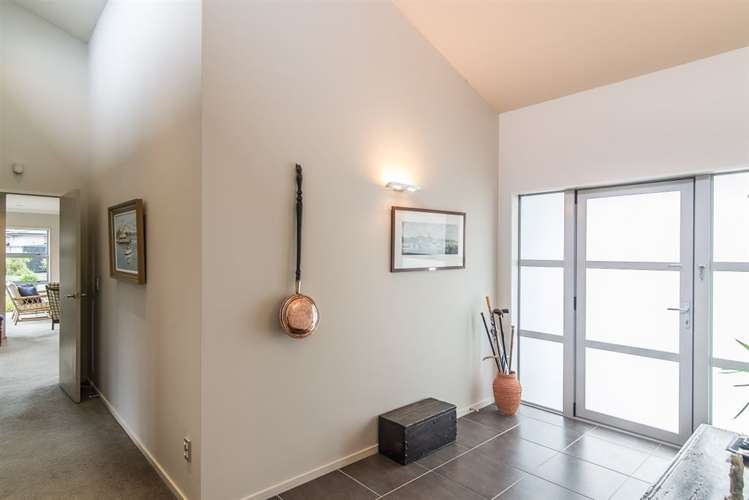 74 The Drive Paraparaumu Beach_5