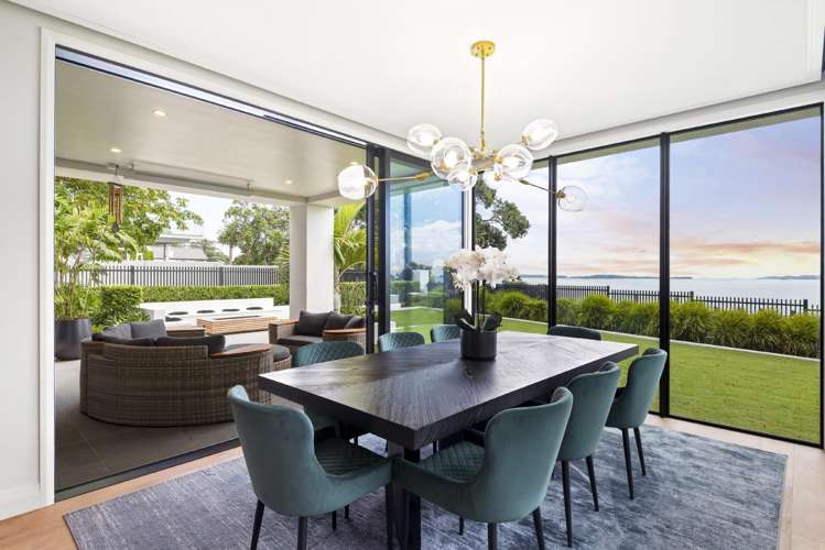 90 Marine Parade Mellons Bay_13