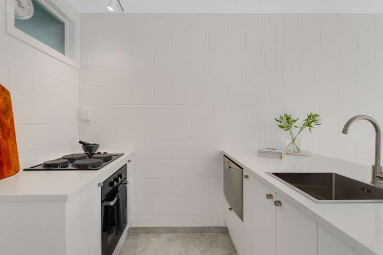 3/9a Esplanade Road Mount Eden_4