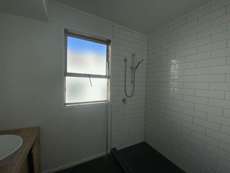 7a Domain Road Onerahi_7