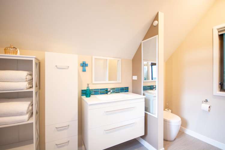 32 Onuku Road Akaroa_17